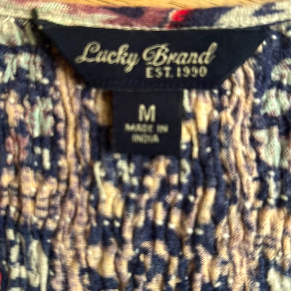 LUCKY🍀BRAND BOHO TOP🌻BEAUTIFUL Colors compliment Unique Design Print🌸Size Medium - Picture 2 of 10